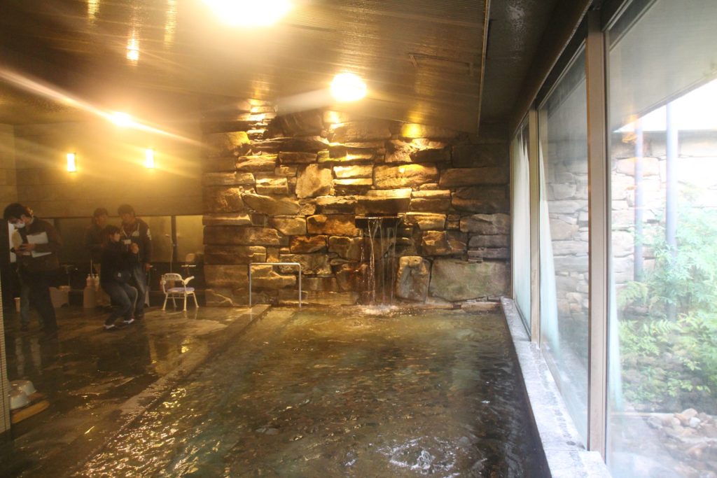 大浴場「月下の湯」